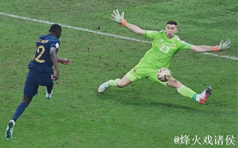 门神闪耀99分钟：曼联门将三分钟双扑力保41年传奇纪录